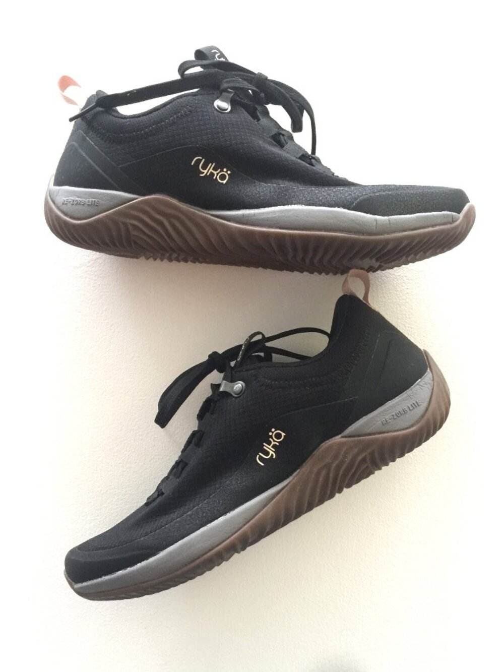 Ryka Womens Low Hiker Black Size 7W. Never Worn